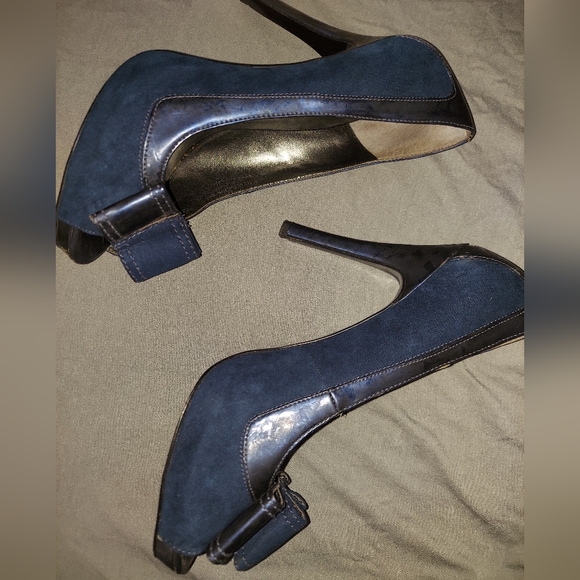 Nin West 7.5 Loreteo Navy Platform Peep Toe Pump - Picture 2 of 10